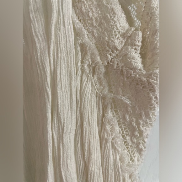 TALORI white crochet frayed style gauze camisole tank top - Picture 9 of 12